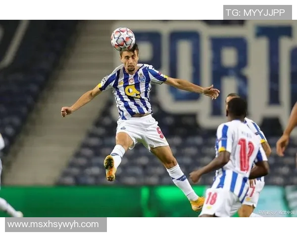 布拉迪斯与新圣徒激战正酣谁能在这场对决中笑到最后